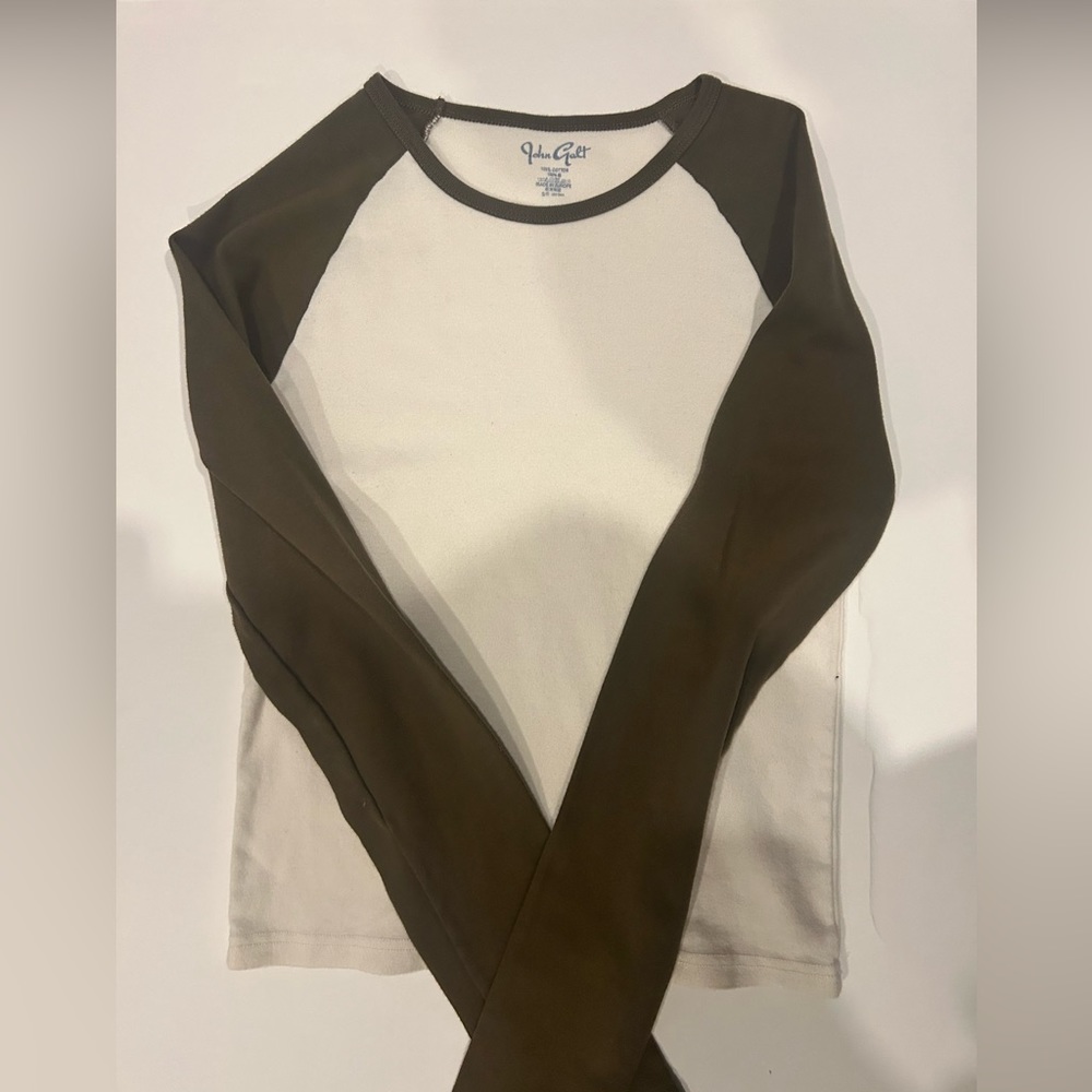 Brandy Melville Long Sleeve